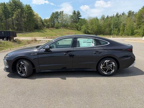 New 2026 Hyundai Sonata SEL AWD/4WD image 2