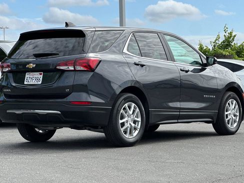Used 2022 Chevrolet Equinox LT FWD image 4