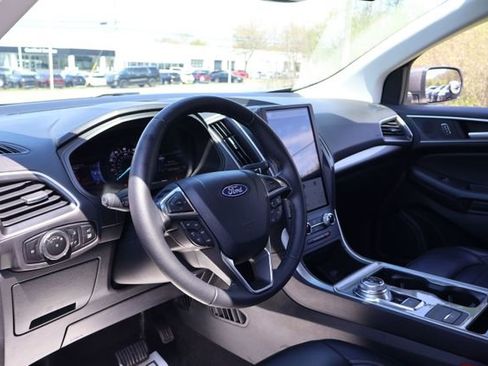 Used 2024 Ford Edge SEL w/ Convenience Package AWD/4WD image 12