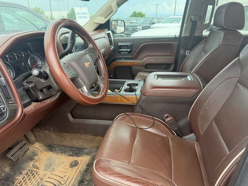 Used 2016 Chevrolet Silverado 1500 High Country w/ High Country Premium Package AWD/4WD image 5