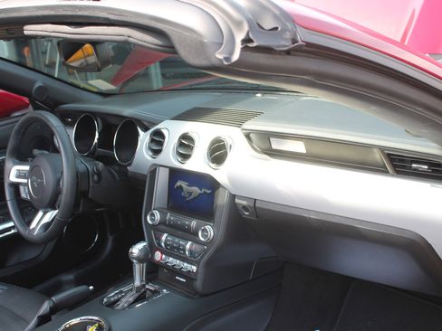 Used 2017 Ford Mustang GT Premium w/ Equipment Group 401A image 20