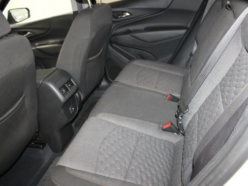 Used 2021 Chevrolet Equinox LT AWD/4WD image 18
