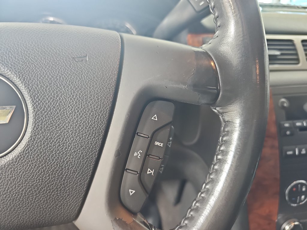 Used 2008 Chevrolet Silverado 2500 LTZ w/ Safety Package AWD/4WD image 22