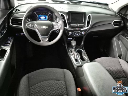 Certified 2022 Chevrolet Equinox LT FWD image 11