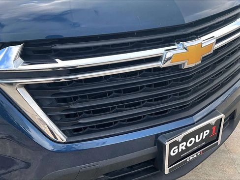 Used 2022 Chevrolet Traverse LS FWD image 30