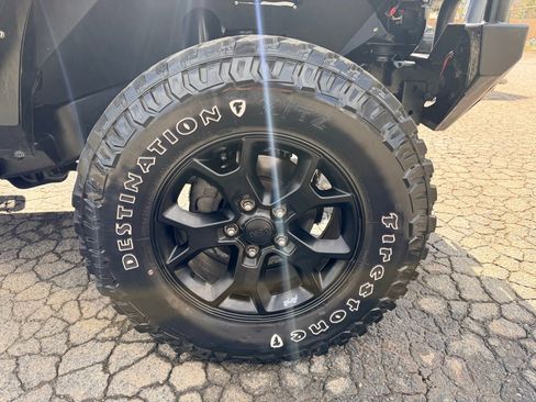 Used 2012 Jeep Wrangler Sport image 24