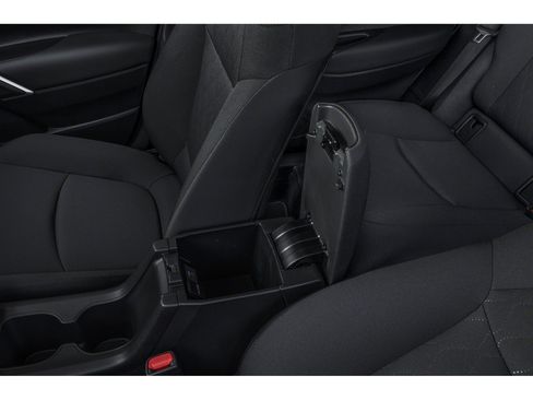 New 2026 Toyota Corolla Cross LE w/ Moonroof Package FWD image 11