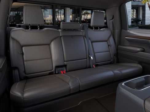 New 2026 GMC Sierra 1500 Denali w/ Technology Package AWD/4WD image 18