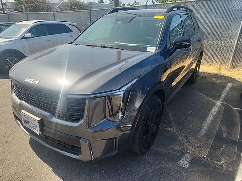 Certified 2024 Kia Sorento X-Line EX AWD/4WD image 3