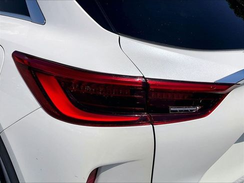Used 2021 INFINITI QX50 Essential w/ Convenience Package AWD/4WD image 32