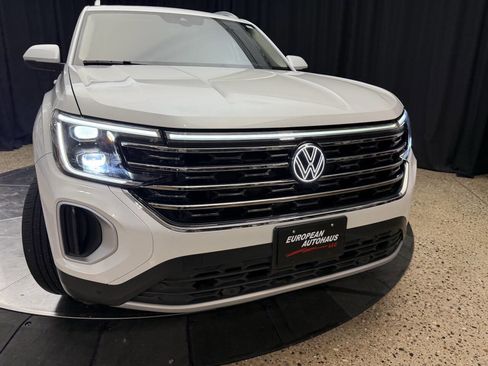 Used 2024 Volkswagen Atlas SEL image 4