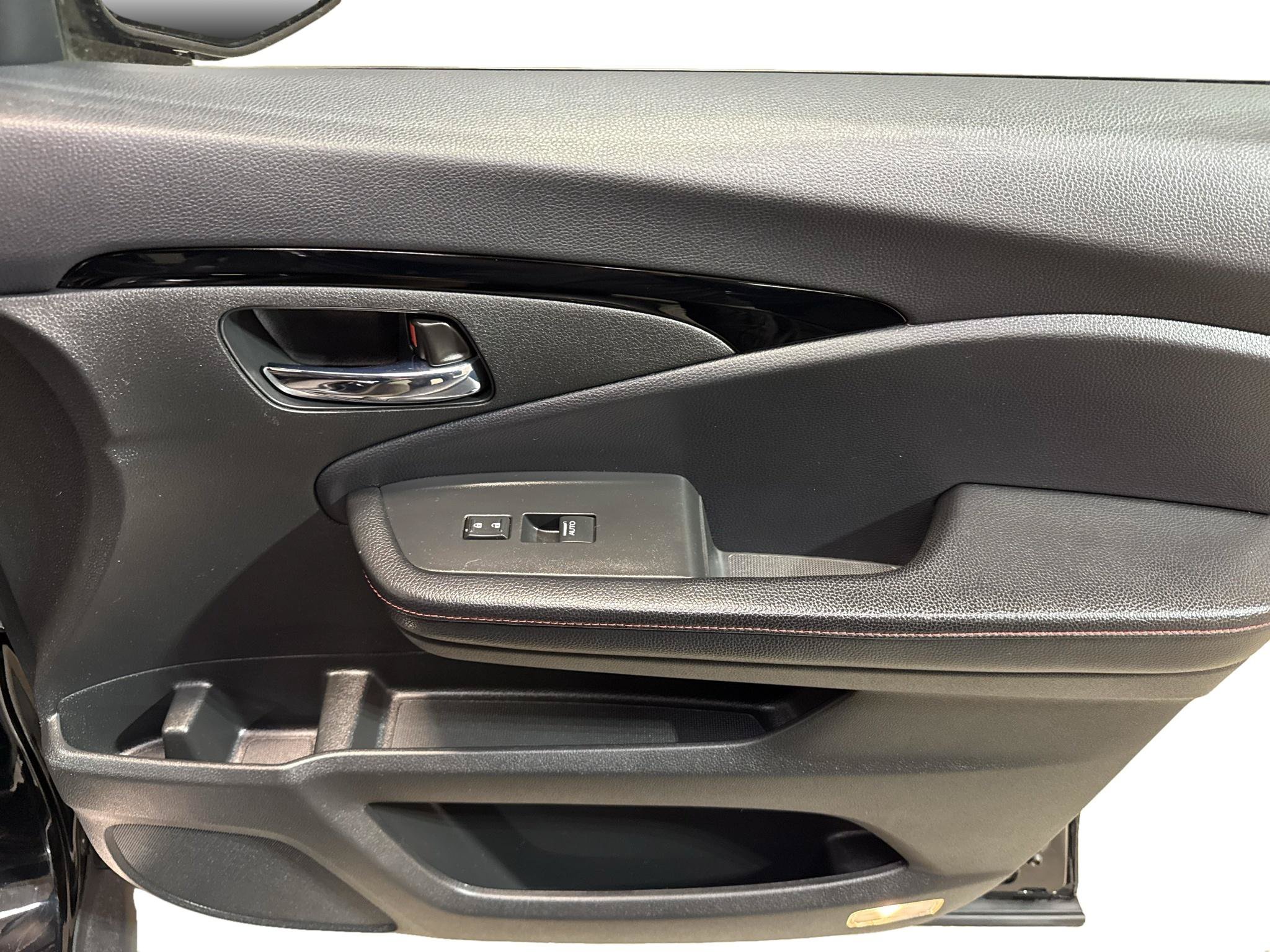 Used 2020 Honda Ridgeline Black Edition image 14