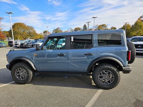 New 2025 Ford Bronco Badlands AWD/4WD image 2