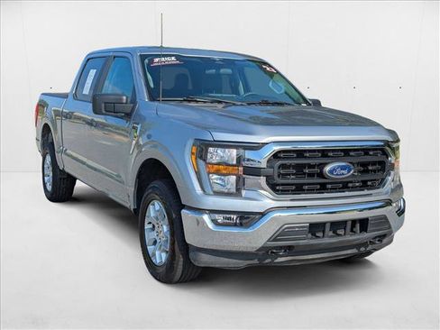 Used 2023 Ford F150 XLT image 3