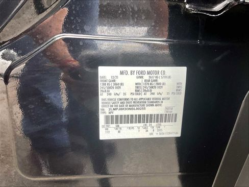 Used 2022 Lincoln Nautilus Reserve image 36