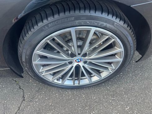 Used 2018 BMW 530e w/ Premium Package 2 image 11