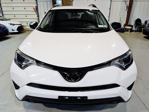 Used 2017 Toyota RAV4 LE w/ All Weather Liner Package AWD/4WD image 9
