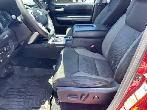Used 2017 Toyota Tundra SR5 w/ SR5 Upgrade Package RWD image 11