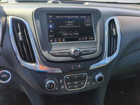 Used 2023 Chevrolet Equinox LT image 15