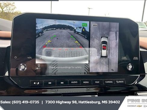 Used 2023 Nissan Pathfinder Platinum w/ Cargo Package image 15