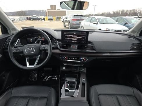 Used 2022 Audi Q5 2.0T Premium Plus w/ Premium Plus Package image 9