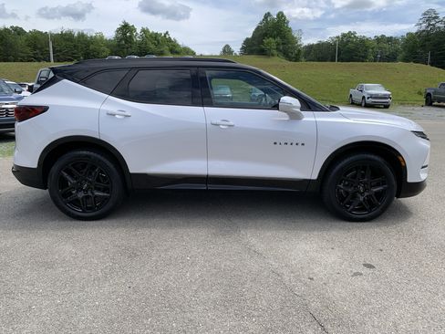 Used 2024 Chevrolet Blazer RS w/ Driver Confidence II Package FWD image 11