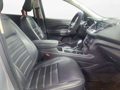 Used 2019 Ford Escape SEL image 15