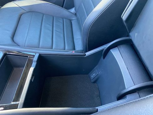 Used 2025 Volkswagen Atlas SEL image 23