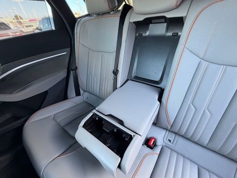 Used 2024 Audi Q8 e-tron Prestige w/ Prestige Package image 14