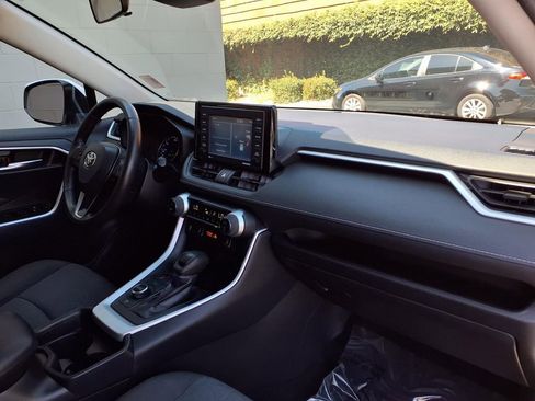 Certified 2021 Toyota RAV4 XLE w/ XLE Grade Weather Package AWD/4WD image 23