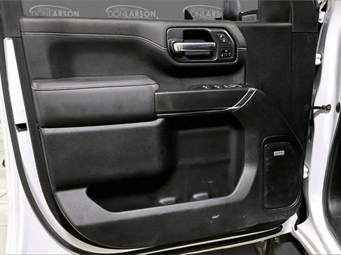 Used 2023 GMC Sierra 2500 AT4 w/ AT4 Preferred Package image 12