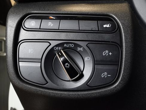 Used 2020 INFINITI QX50 Essential w/ Edition 30 Package AWD/4WD image 18