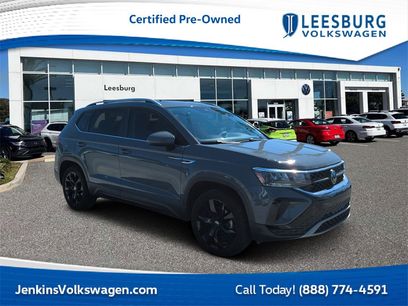 Certified 2023 Volkswagen Taos SE w/ Panoramic Sunroof Package