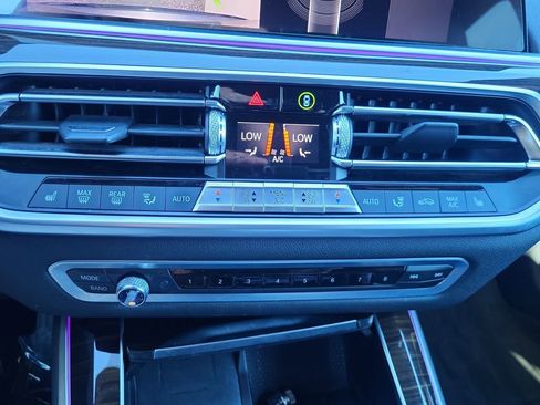 Used 2019 BMW X5 xDrive40i w/ Premium Package 2 image 21