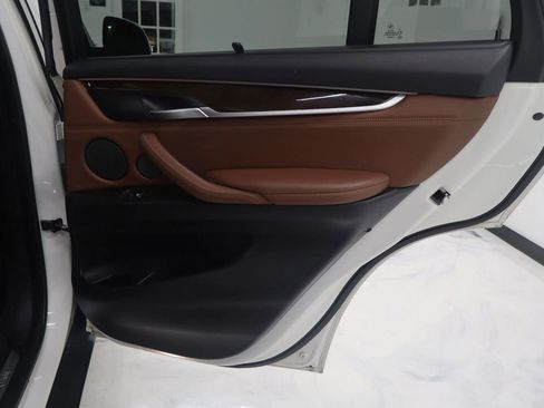 Used 2015 BMW X5 xDrive35i AWD/4WD image 17