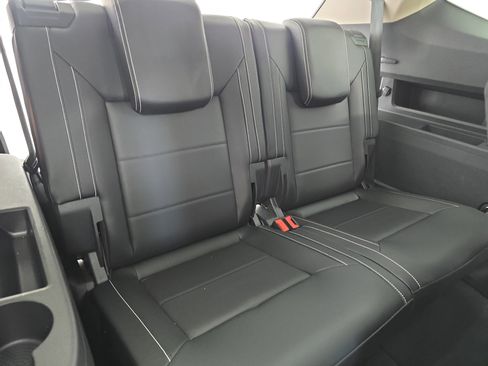 Certified 2023 Volkswagen Atlas SE w/ Panoramic Sunroof Package FWD image 12