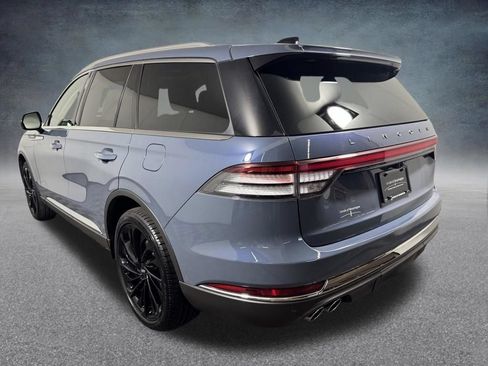 Used 2025 Lincoln Aviator Reserve w/ Equipment Group 201A AWD/4WD image 5