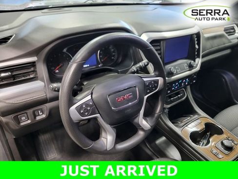 Used 2021 GMC Acadia SLE w/ Driver Convenience Package image 12
