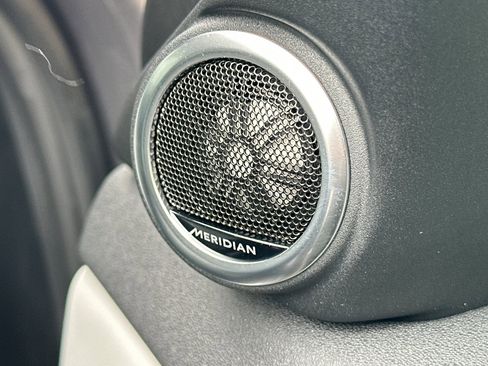 Used 2025 Land Rover Range Rover Evoque Dynamic SE image 20