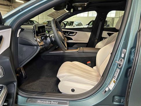 New 2026 Mercedes-Benz E 450 4MATIC All-Terrain Wagon image 23