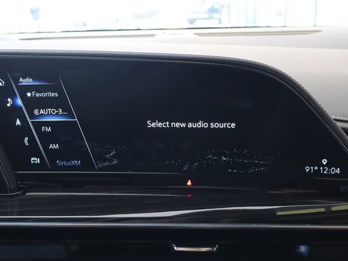 Used 2021 Cadillac Escalade Premium Luxury w/ Driver Assist Tech Package AWD/4WD image 26