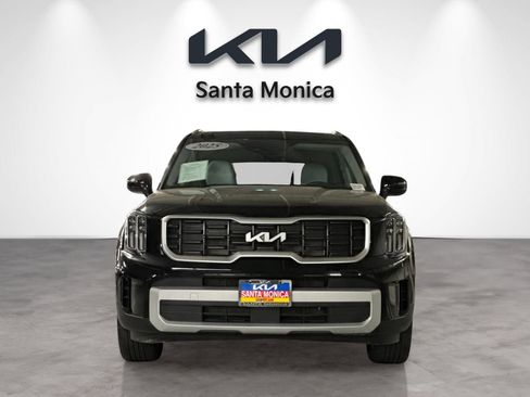 Used 2025 Kia Telluride S image 11