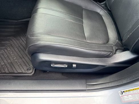 Used 2017 Honda Civic Touring image 11