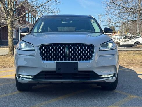 Used 2020 Lincoln Corsair Reserve w/ Equipment Group 201A image 8
