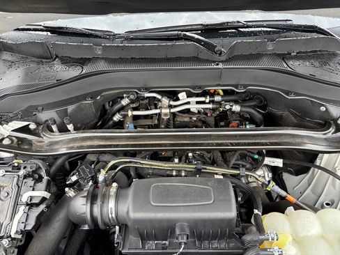 Used 2023 Ford Explorer ST-Line w/ Class IV Trailer Tow Package image 25