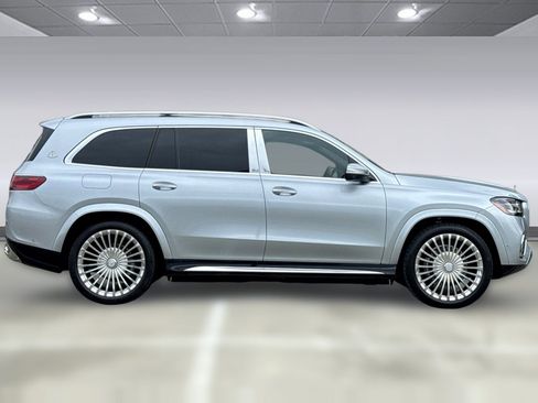 New 2026 Mercedes-Benz Maybach GLS 600 4MATIC image 8