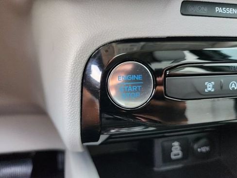Used 2025 Ford Escape Active w/ Tech Pack #1 FWD image 20