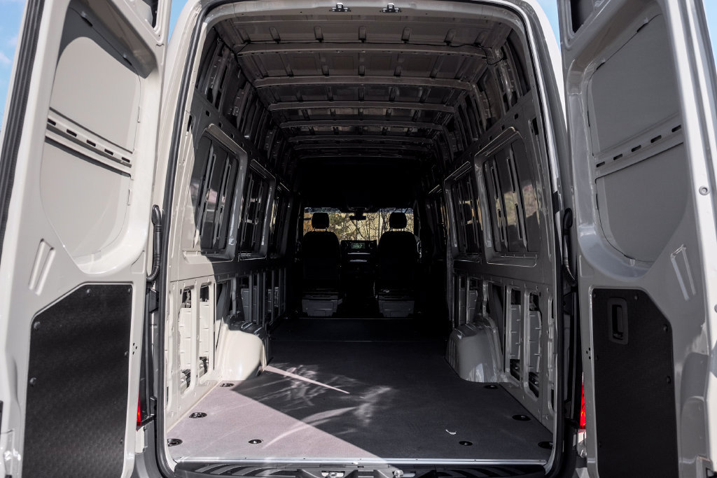 Used 2026 Mercedes-Benz Sprinter 2500 image 10