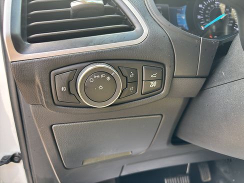 Used 2024 Ford Edge SEL w/ Convenience Package image 27