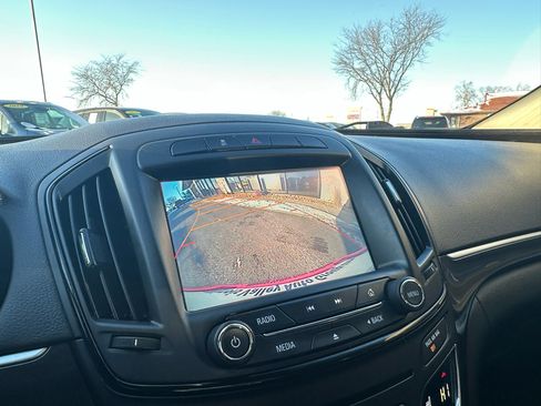 Used 2017 Buick Regal Sport Touring image 13